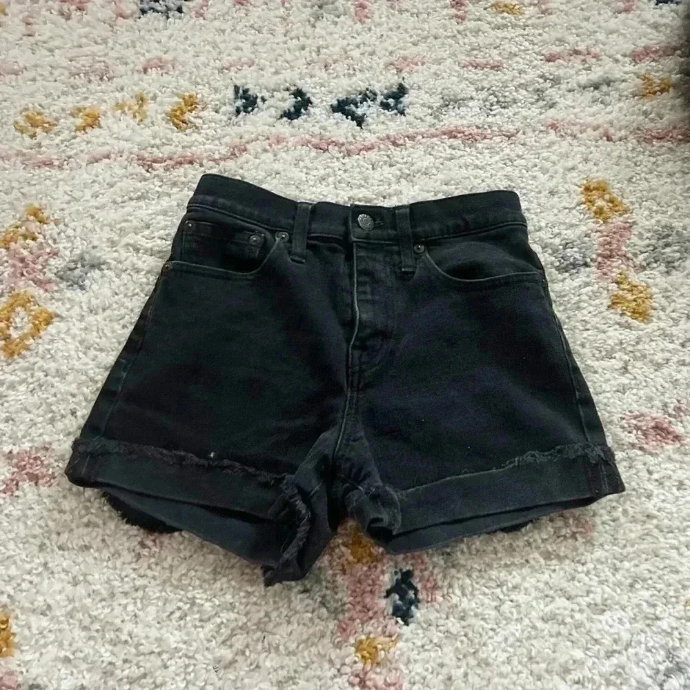 Madewell black high waisted‎ shorts 23
